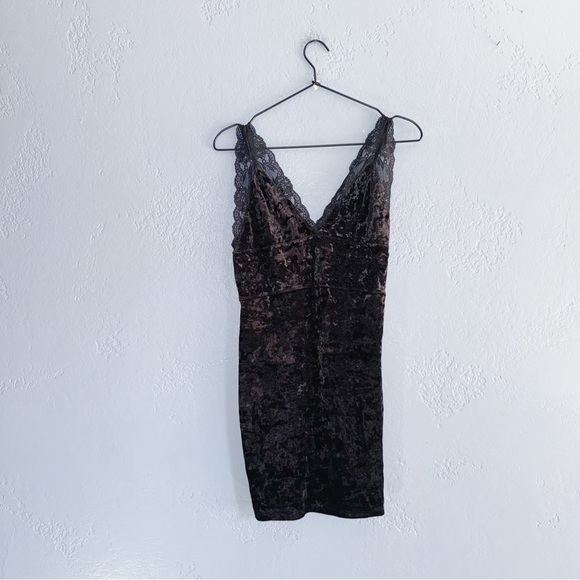 Free People Black Velvet Mini Dress Lace Size Medium - Picture 1 of 7
